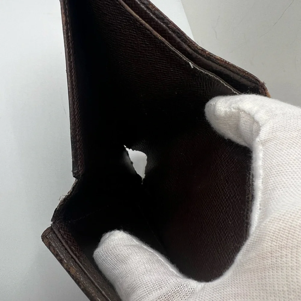 GUC Louis Vuitton Damier Ebene Bifold Wallet